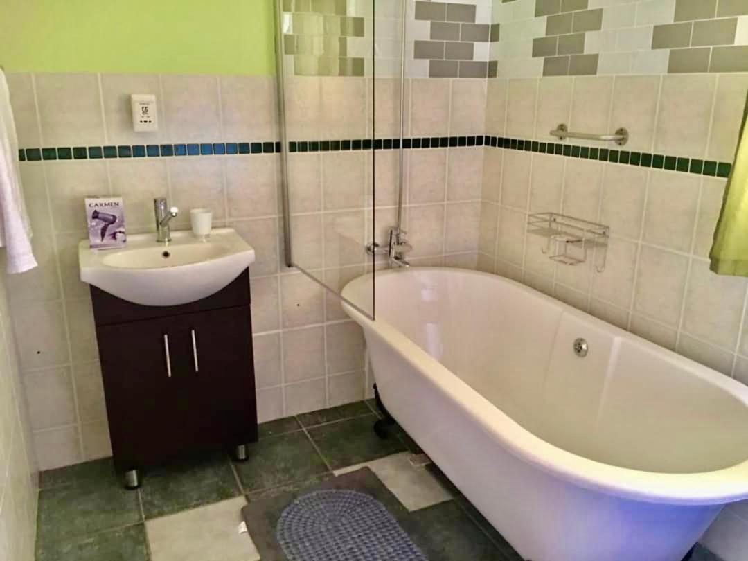 Beautiful Apartment In Century City كيب تاون المظهر الخارجي الصورة